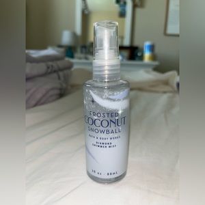 frosted coconut snowball shimmer mist